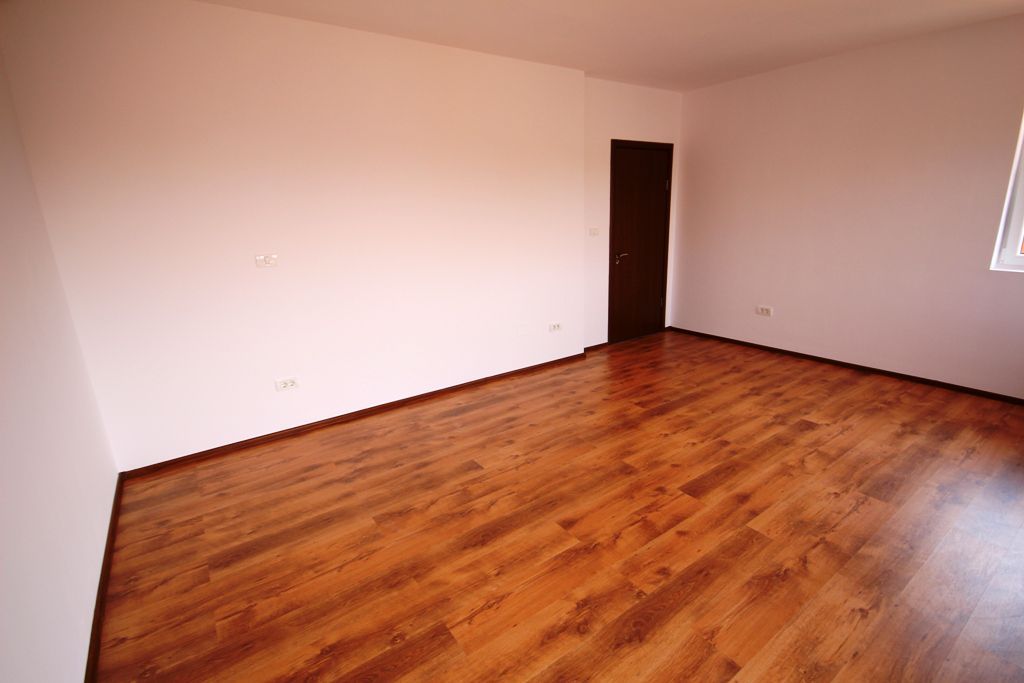 Vila spatioasa  nemobilata zona Elisabetin - Poză 13