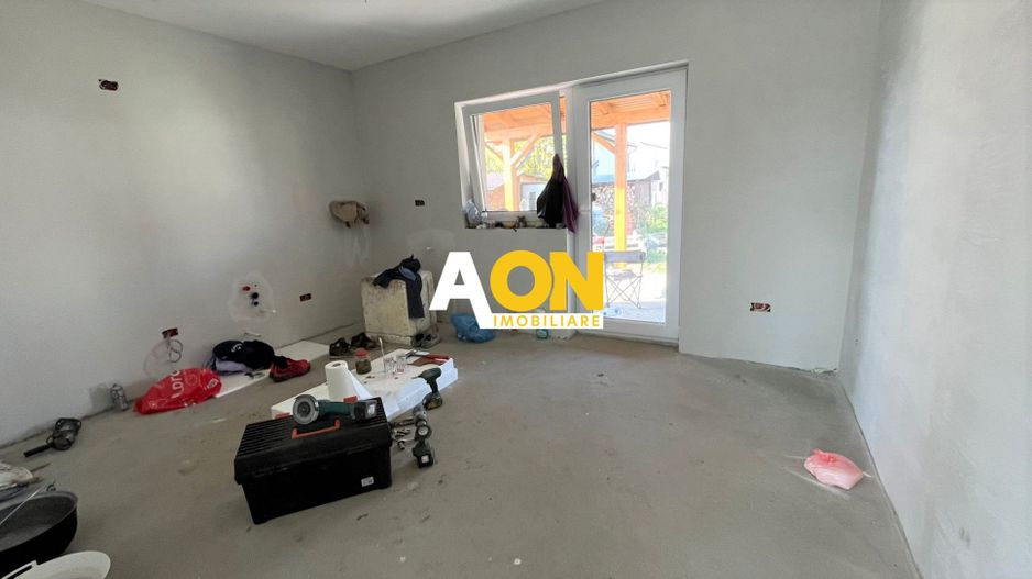 Casa de vanzare, S+P+M, 6 Camere, 2 Bai - Poză 4