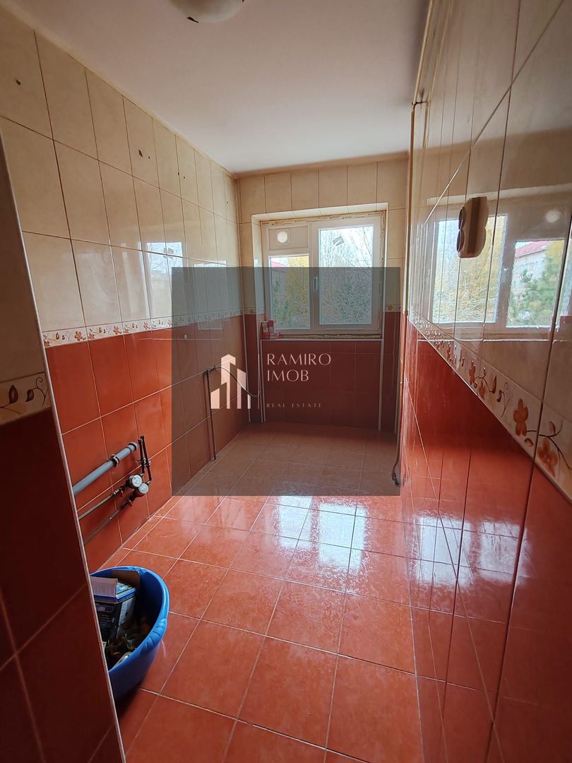 APARTAMENT 2 CAMERE,  SECTOR 4/LUICA, 39 MP, BLOC ANVELOPAT - Poză 3