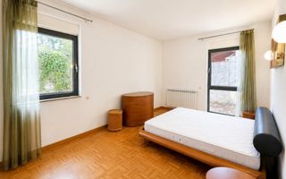 Apartament 4 camere Capitale + Curte | Loc de parcare & Boxa - Poză 3