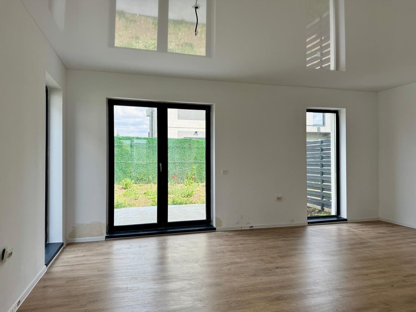 Vilă duplex modernă P+1 cu curte proprie | Otopeni | comision 0% - Poză 5