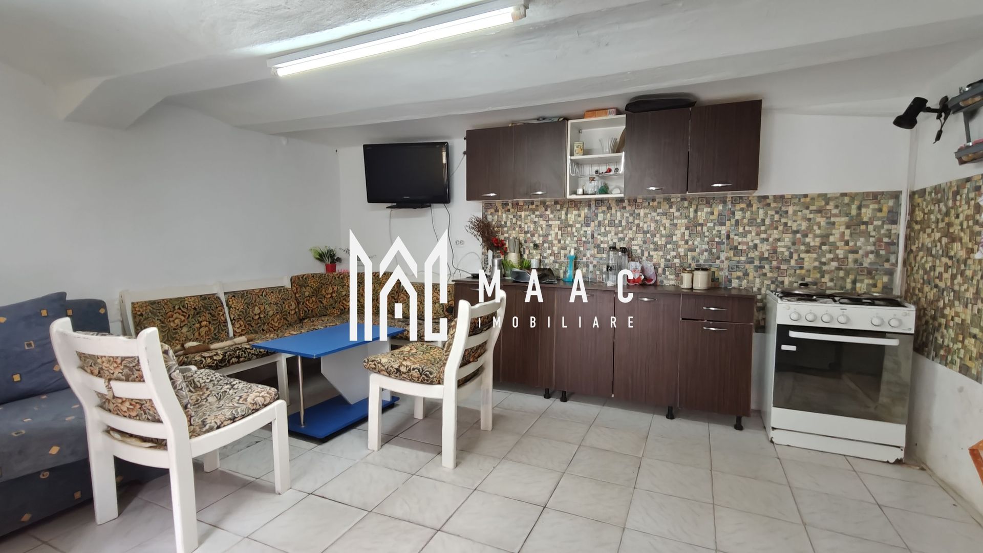 Casă 3 camere I Curte 814mp I Pivniță I Garaj I Axente Sever - Poză 14