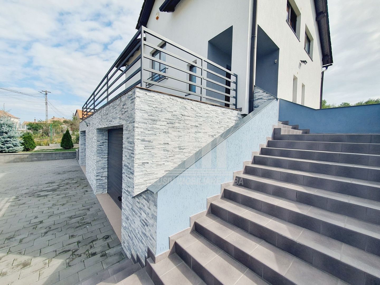 Casa individuala de vanzare, Ultrafinisata - Poză 2