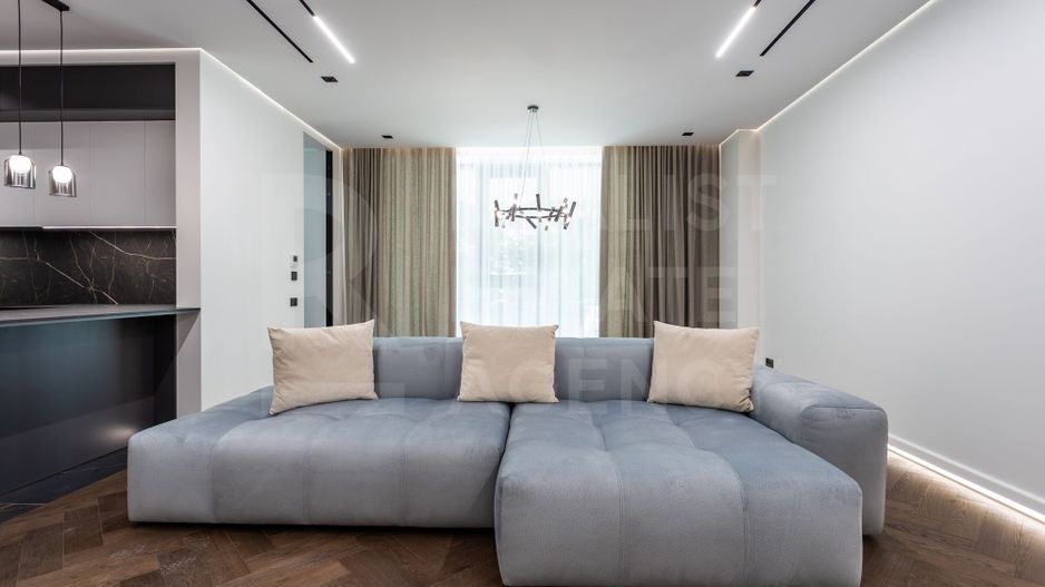 Chirie, apartament, 4 camere, str. Universității, Centru - Poză 15