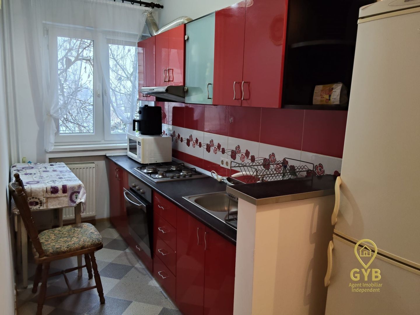 APARTAMENT CU 2 CAMERE DE ÎNCHIRIAT – VELENȚA, STRADA RĂZBOIENI - Poză 8
