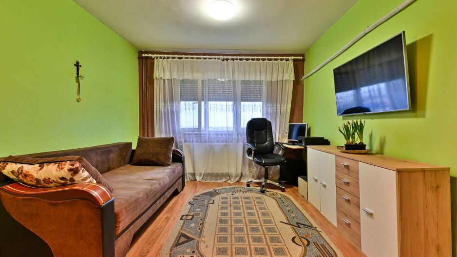 Apartament 3 camere de vanzare in Calea Sagului 0% COMISION cumparator - Poză 3