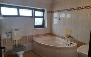 Casa insiruita, 2 dormitoare, garaj, Sanmartin. 120 000 E. Comision 0. - Poză 17