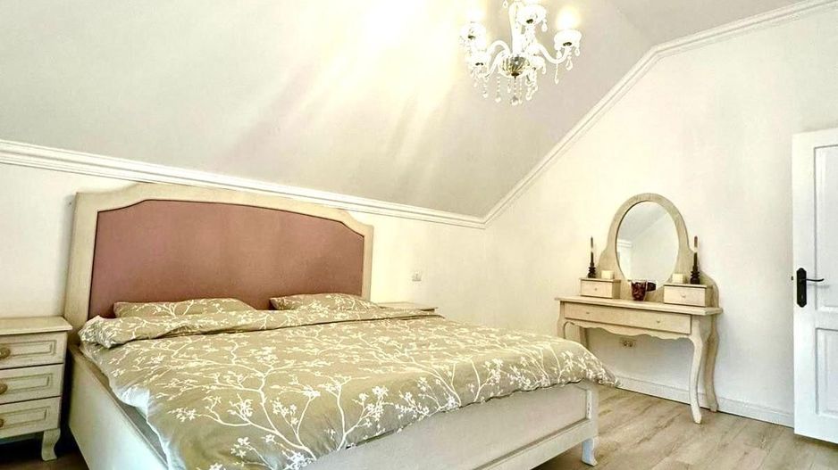 Casa individuala  PREMIUM   cu 5 camere - complet mobilata - Sacalaz - Poză 8