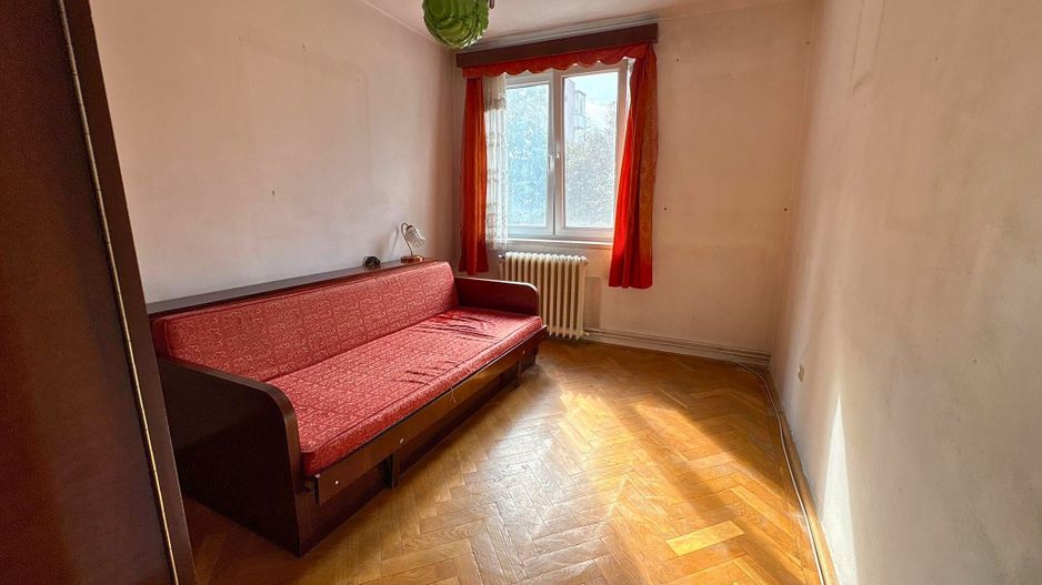 Apartament 3 camere decomandat str. Umbrei 61 mp parter/ etaj 1 - Poză 3