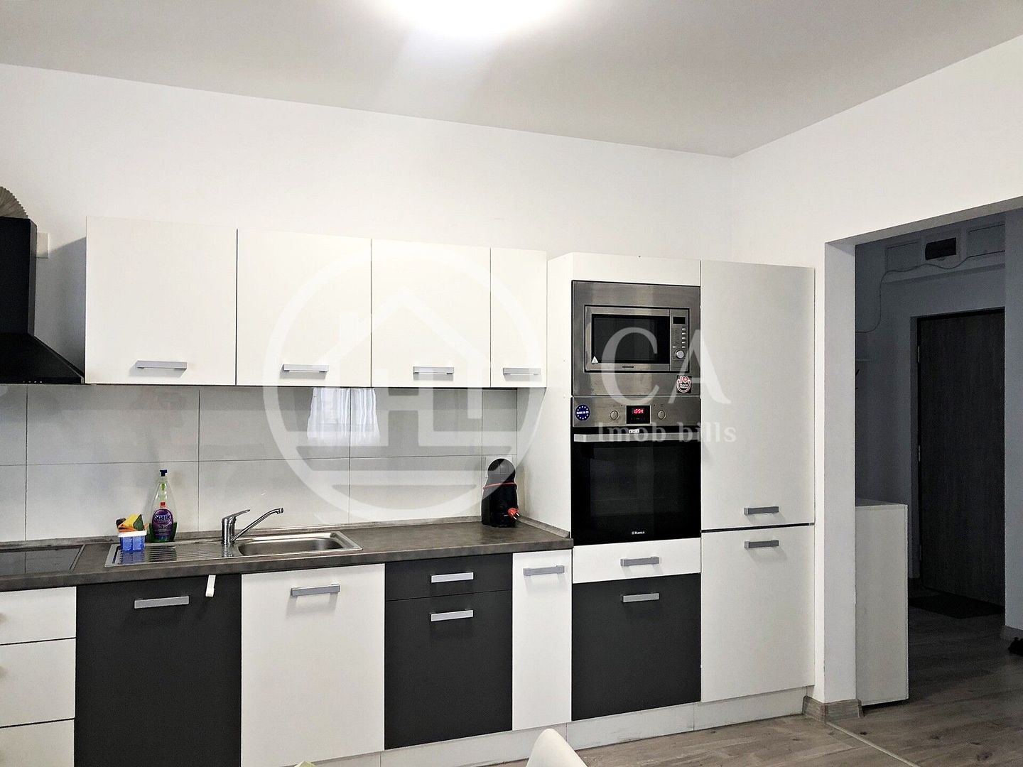 Apartament cu 3 camere de inchiriat in Prima Onestilor, Oradea - Poză 4