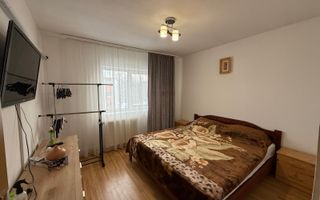 Apartament 2 camere decomandat – Zona Piața Mare - Poză 3