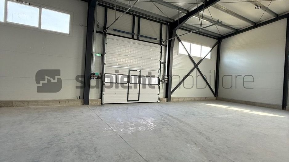 Închiriere spațiu mixt – Hală | Showroom | Birouri - Poză 9