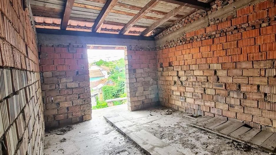 Casa in Rosu zona Garii Oradea - Poză 4