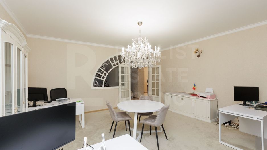 Vânzare, apartament, 4 camere, str. Mihai Eminescu, Centru - Poză 8