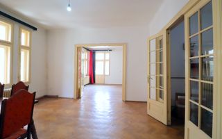 Ultracentral, Unirii, loc de parcare în curtea imobilului - Poză 2