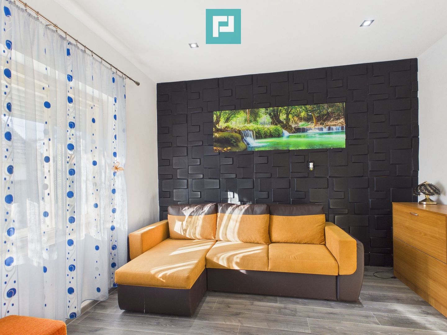 Casă cu 3 camere și teren generos în Battonya - Poză 4