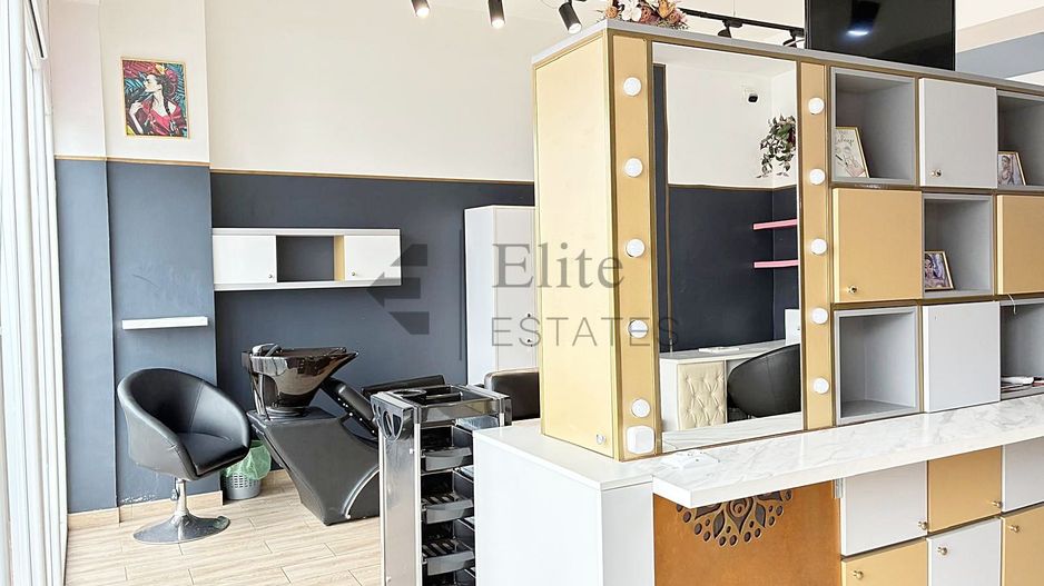 Salon de inchiriat la cheie | 9 posturi de lucru | Iosia - Poză 2