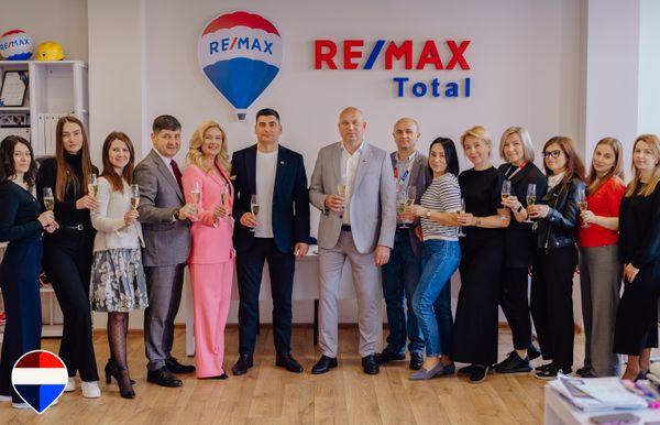 RE/MAX Moldova consolidează rețeaua prin resemnarea contractului de franciză cu RE/MAX Total