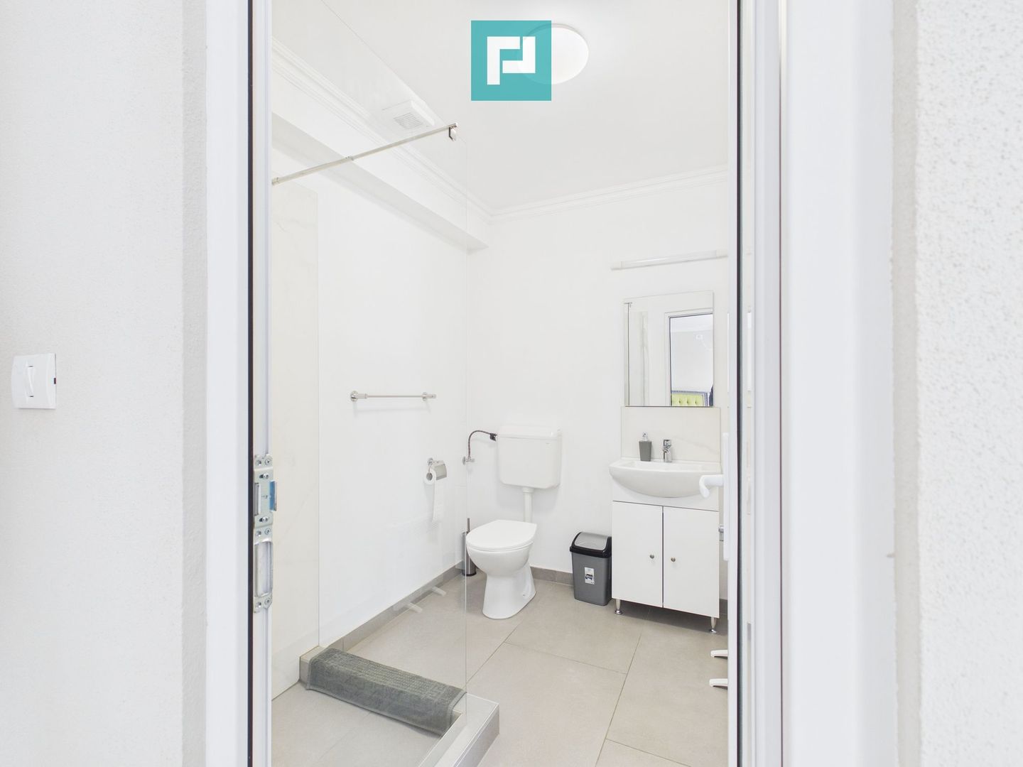 Pensiune - afacere la cheie cu potențial excelent - Poză 10