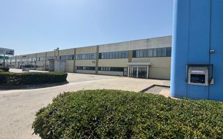 Spatiu de productie / depozitare 7600 mp si 5811 mp platforma betonata - Poză 5