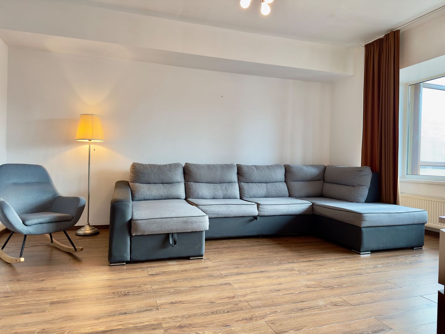 2 camere, bloc 2007, metrou Crangasi, parcare inclusa, centrala proprie - Poză 1