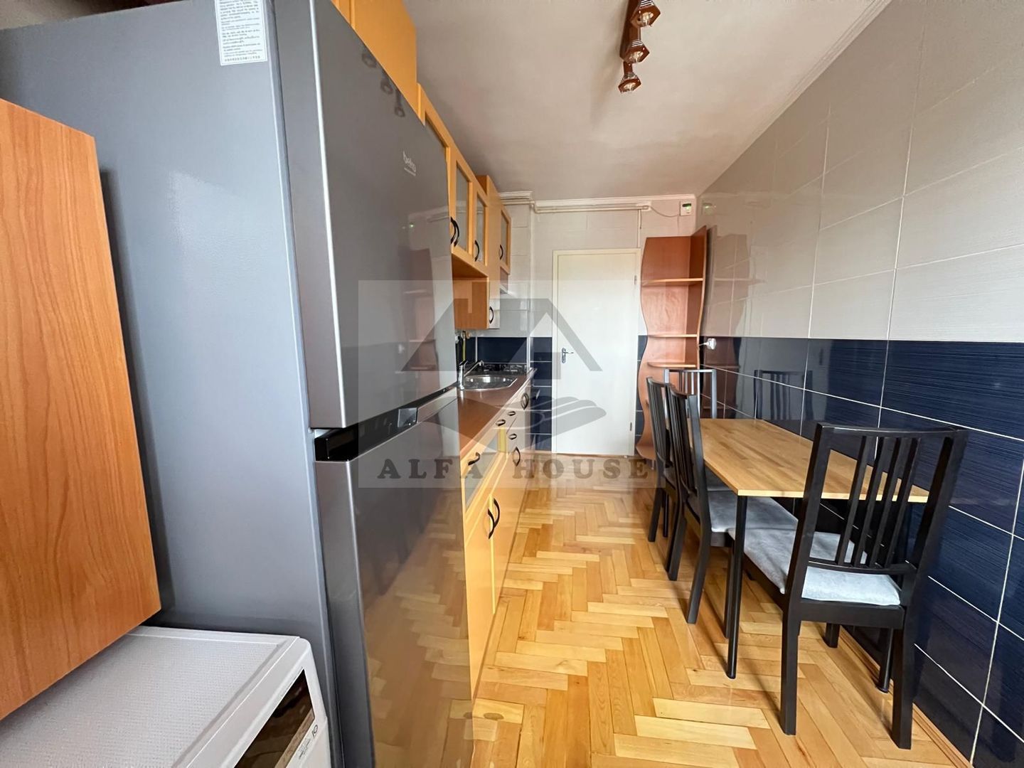 Apartament cu trei camere, Central Brasov - Dealul Melcilor , etaj 1 - Poză 5