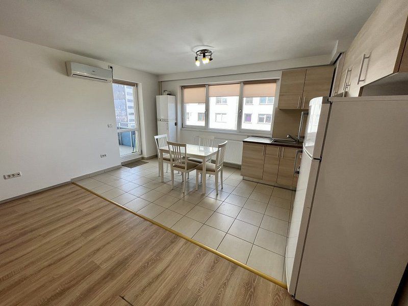 Apartament cu 3 camere de inchiriat in Olimpic, Bd Garii - Poză 2