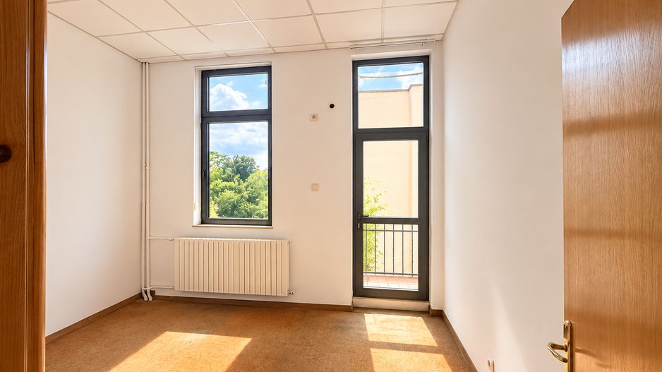 Spațiu de birouri zona centrala - langa primarie - Poză 18