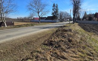 Teren de 20 ari | Intravilan | Iluminat stradal | 34.000 EUR Pătrăuți - Poză 3