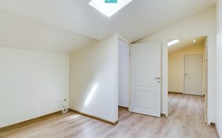 Casă cu 4 camere, renovată, în zona Gării de Nord - Poză 13