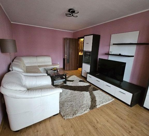 De inchiriat apartament cu 2 camere Baia Comunala, 450 Euro - Poză 1