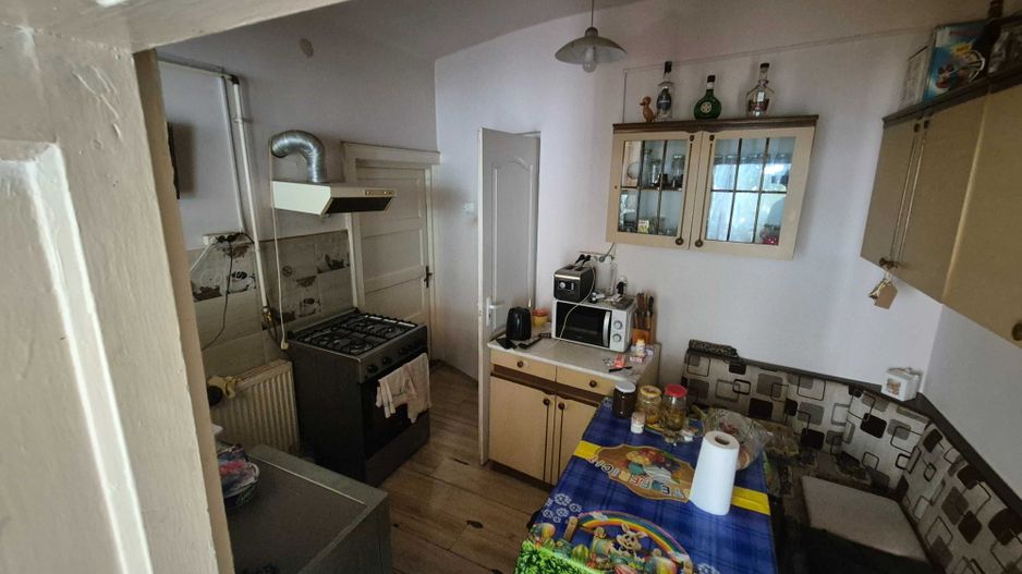 BRASADAS vinde 2 case pe un teren de 360 mp. zona Baritiu. - Poză 2