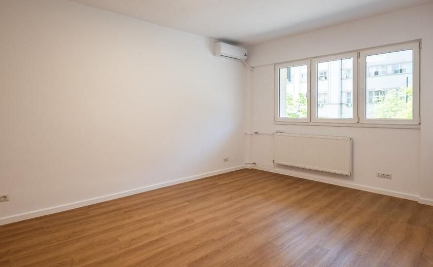 Piata Dorobanti apt 2/3 cam de preferat pentru spatiu de birouri - Poză 1