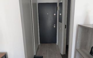 Garsonieră de închiriat, renovată în 2025, mobilată și utilată. - Poză 3