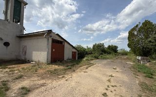 Stație Carburanți De Vânzare| 18.000 mp teren | Hale | Front la E81 - Poză 13
