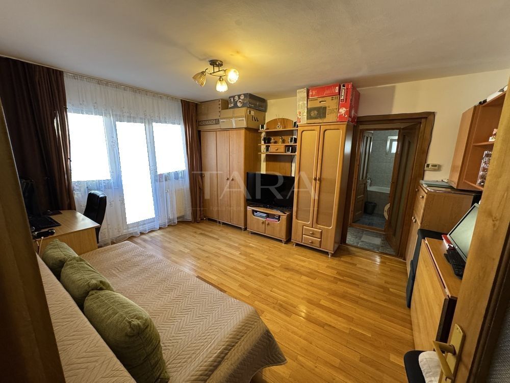 Apartament 2 camere, ideal locuit sau investiție – Grigorescu. - Poză 1