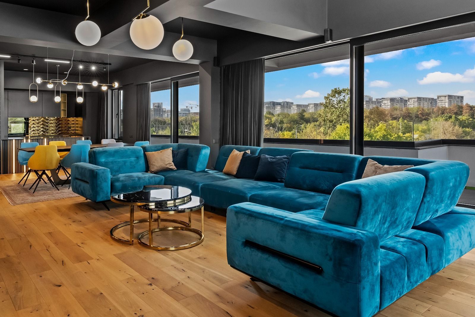 Apartament 3 camere lux | 140 mp | 33 mp terasă | Șos. Petricani - Poză 1