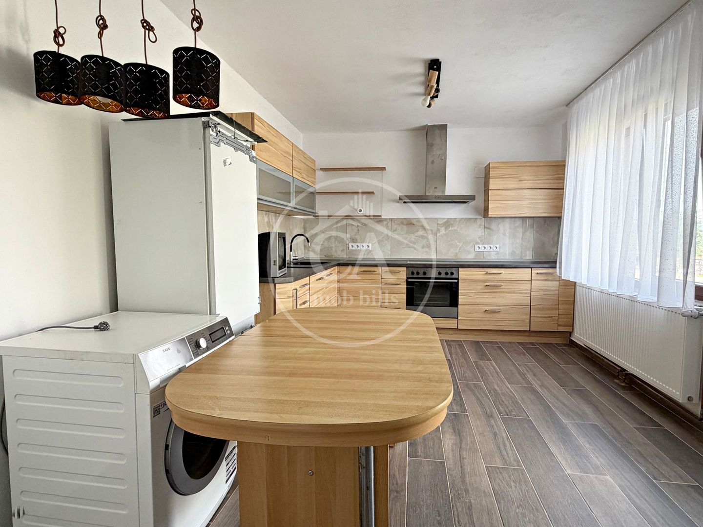 Casa de închiriat cu 3 camere în zona Calea Clujului, Oradea - Poză 7