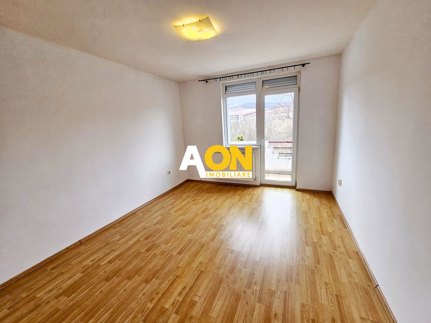 Apartament 3 camere, 75 mp utili + garaj 22 mp. cartier Orhideea - Poză 13