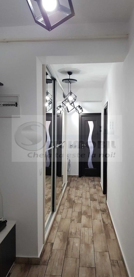 Apartament 3 camere Valea Lupului, 450 euro cu parcare inclusă - Poză 4