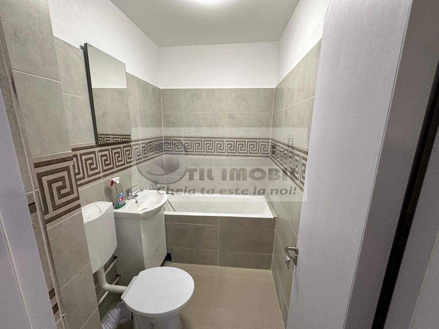 Apartament 3 camere Podu Roș -Renovat integral, 117.000 € - Poză 6