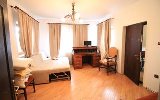Vila cu 6 camere + 2 case + bazin inot+ 5.934 mp teren  com. Chichis - Poză 6