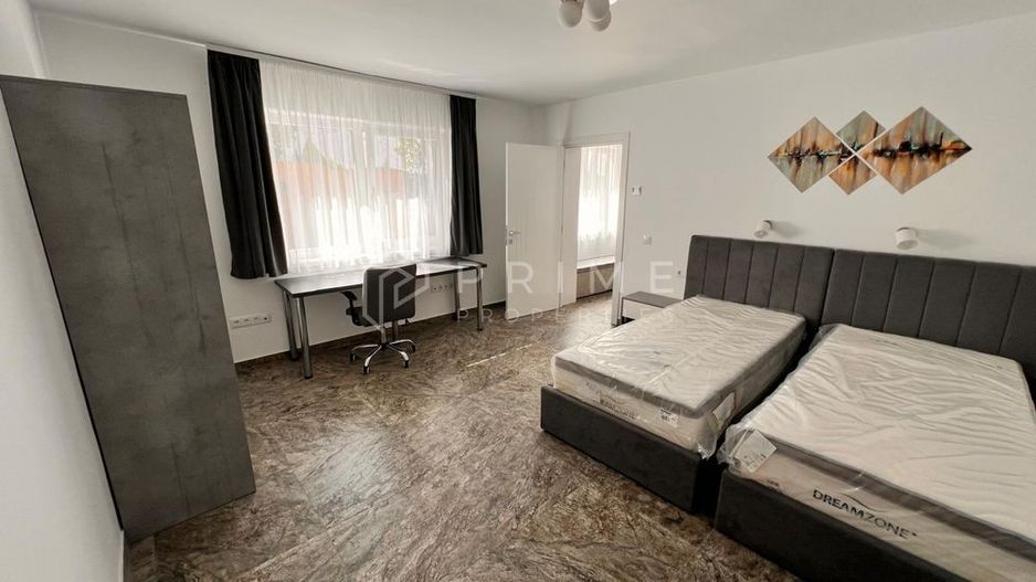 ULTRA-CENTRAL | Ideal Studenți UMFST | Apartament Premium - Poză 3
