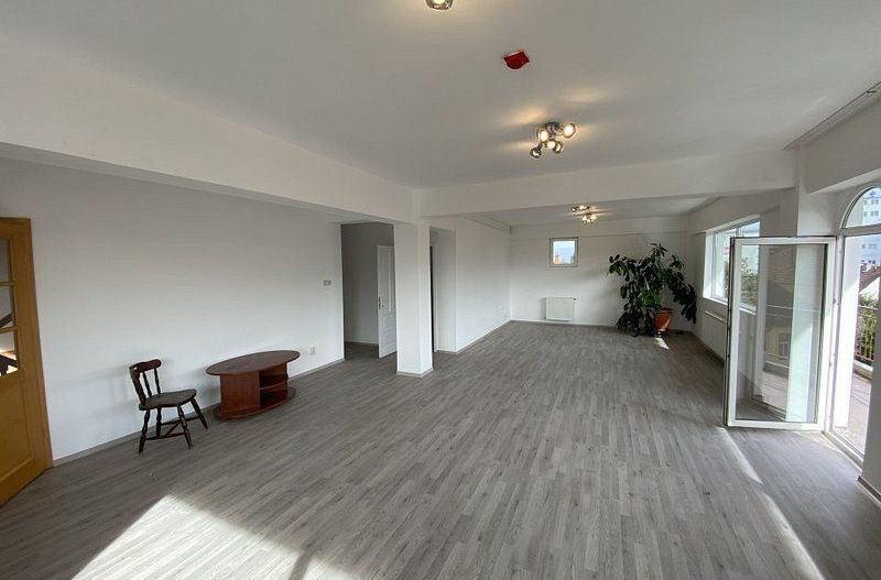 Casa P+2+M de inchiriat in zona Blumana - Brasov - Poză 5