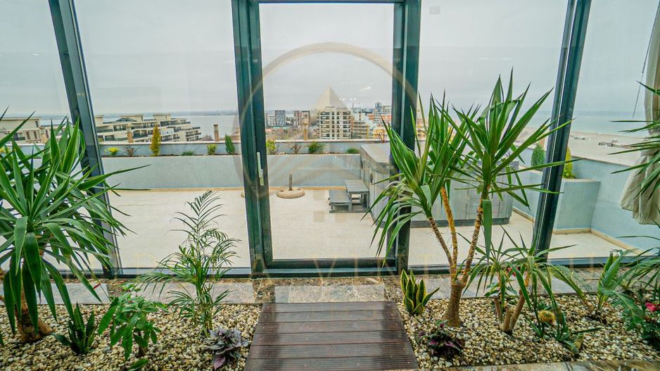Stațiunea Mamaia - Penthouse de vis cu vedere panoramica la mare si lac - Poză 8