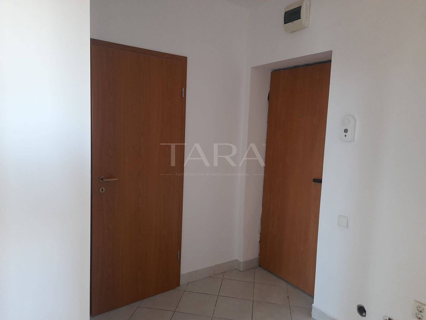Apartament 2 camere decomandat cu garaj, zona Europa - Poză 7