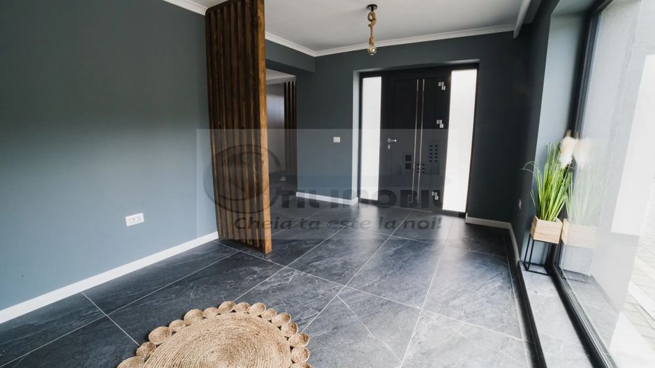 Pensiune de vanzare Voronet - 6 camere - 7 bai - Poză 10