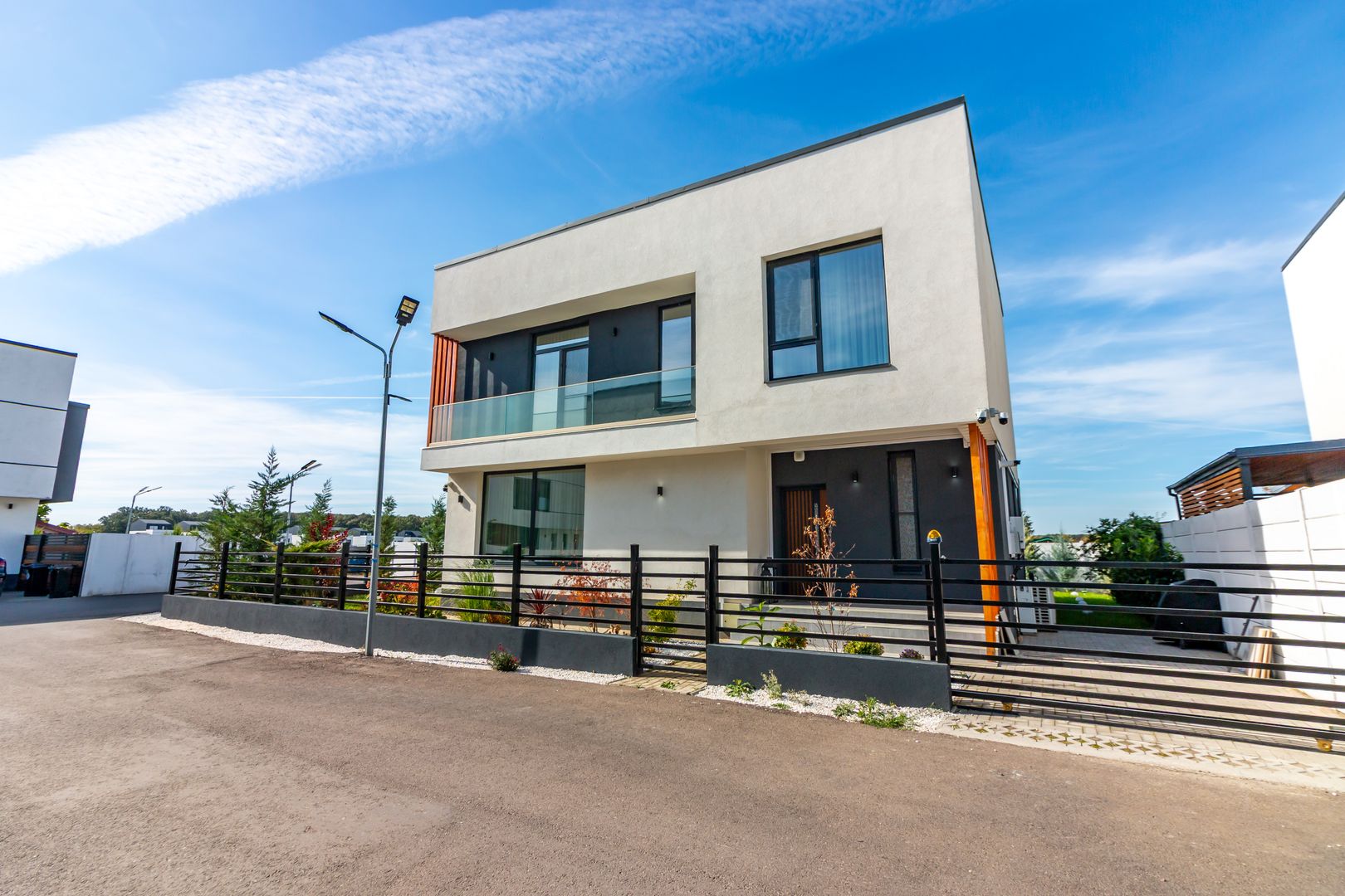 Vânzare casă modernă cu 5 camere | Corbeanca | Grădină și confort - Poză 42