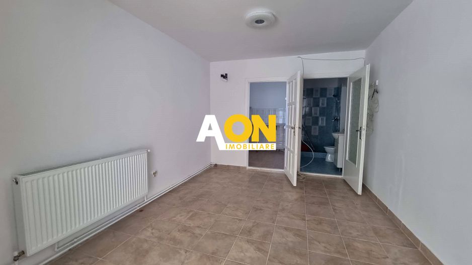 Spatiu comercial, 40 mp, Cetate - Poză 1