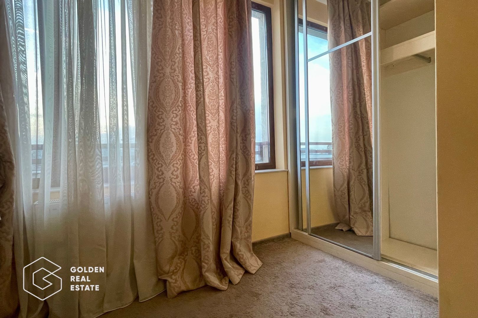 Apartament cu 2 camere, mobilat, utilat complet Bucuresti Mall - Poză 10